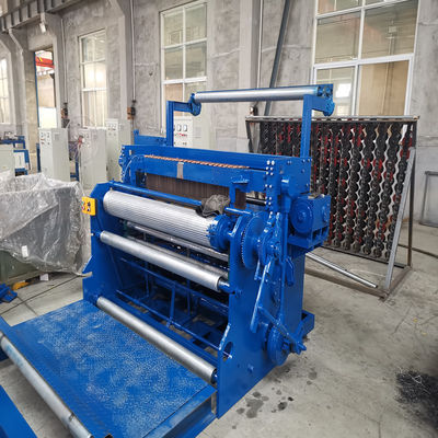 Kalite  Diameter 0.45-0.85mm Automatic Wire Mesh Welding Machine Gearbox Driven Fabrika